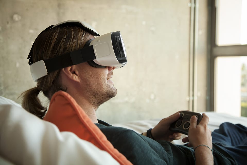 Will virtual reality give you FOMO?